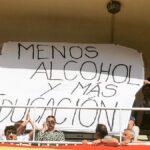 ‘La ley de la selva’; la pancarta de denuncia de los jóvenes taurinos en Las Ventas tras los hechos sucedidos en la encerrona de Ureña