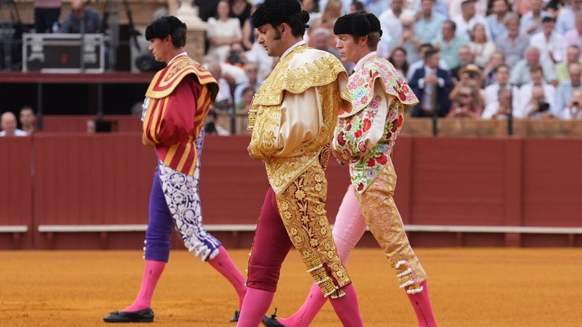 Paseíllo Sevilla - Eduardo Porcuna